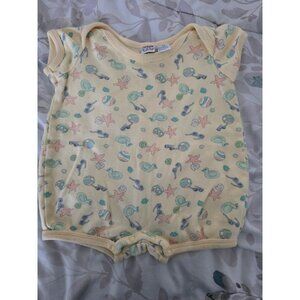 Vintage 3M Talbots Kids Beach themed Romper 4 snaps Seashells Pale Yellow